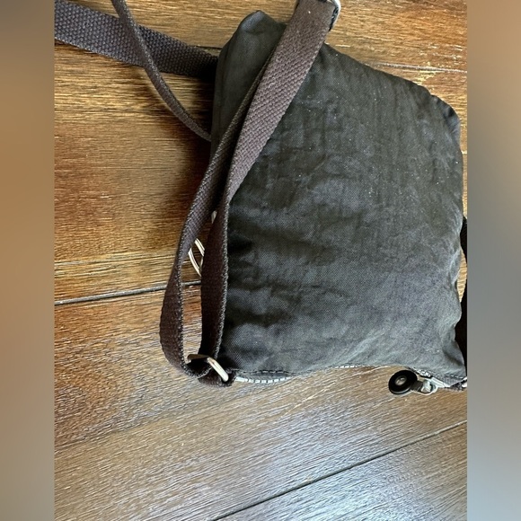 Kipling triple zip cross body bag - Picture 8 of 12